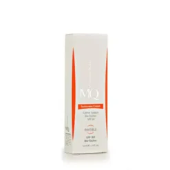 کرم ضدآفتاب بی‌رنگ ام کیو مدل بایوتاچ مناسب انواع پوست